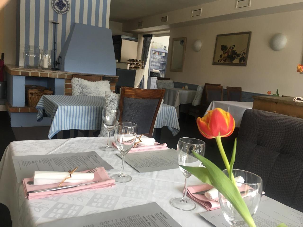 Pension A Restaurace Filip II 玛丽亚温泉 外观 照片